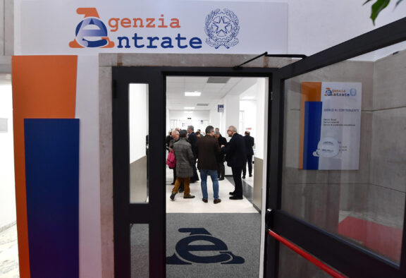 Inaugurazione nuovi locali Agenzia delle Entrate di Genova